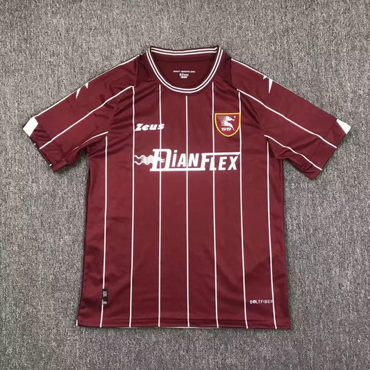 Maglietta in casa Salernitana 24/25