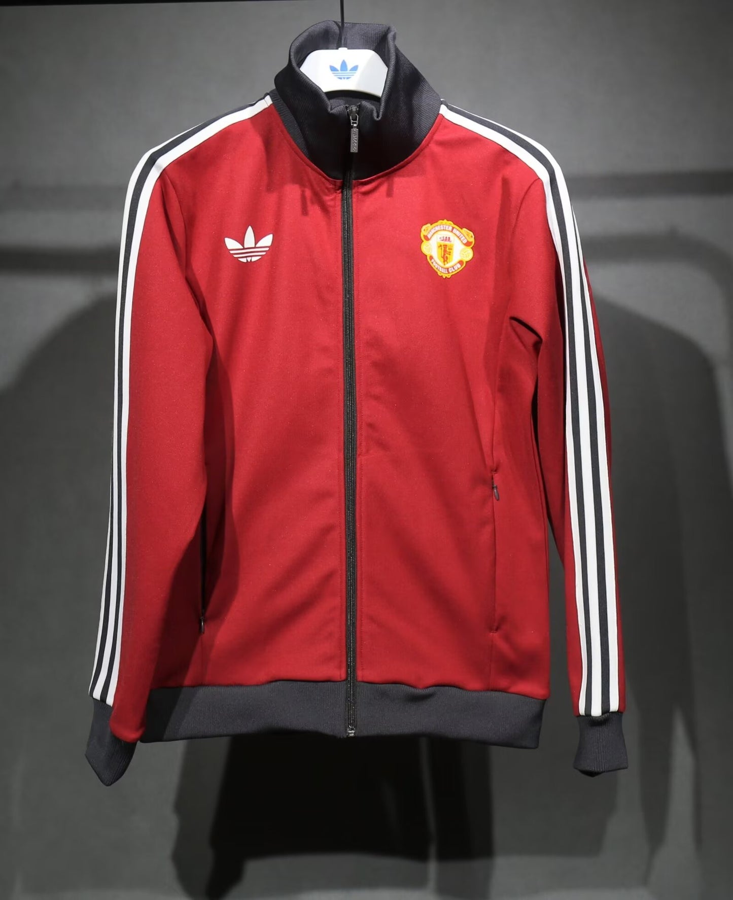 set giacca e pantalone Manchester United