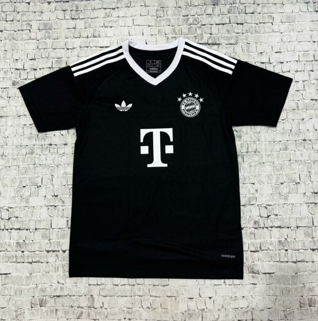 Maglietta Bayern Monaco pre-partita 24/25