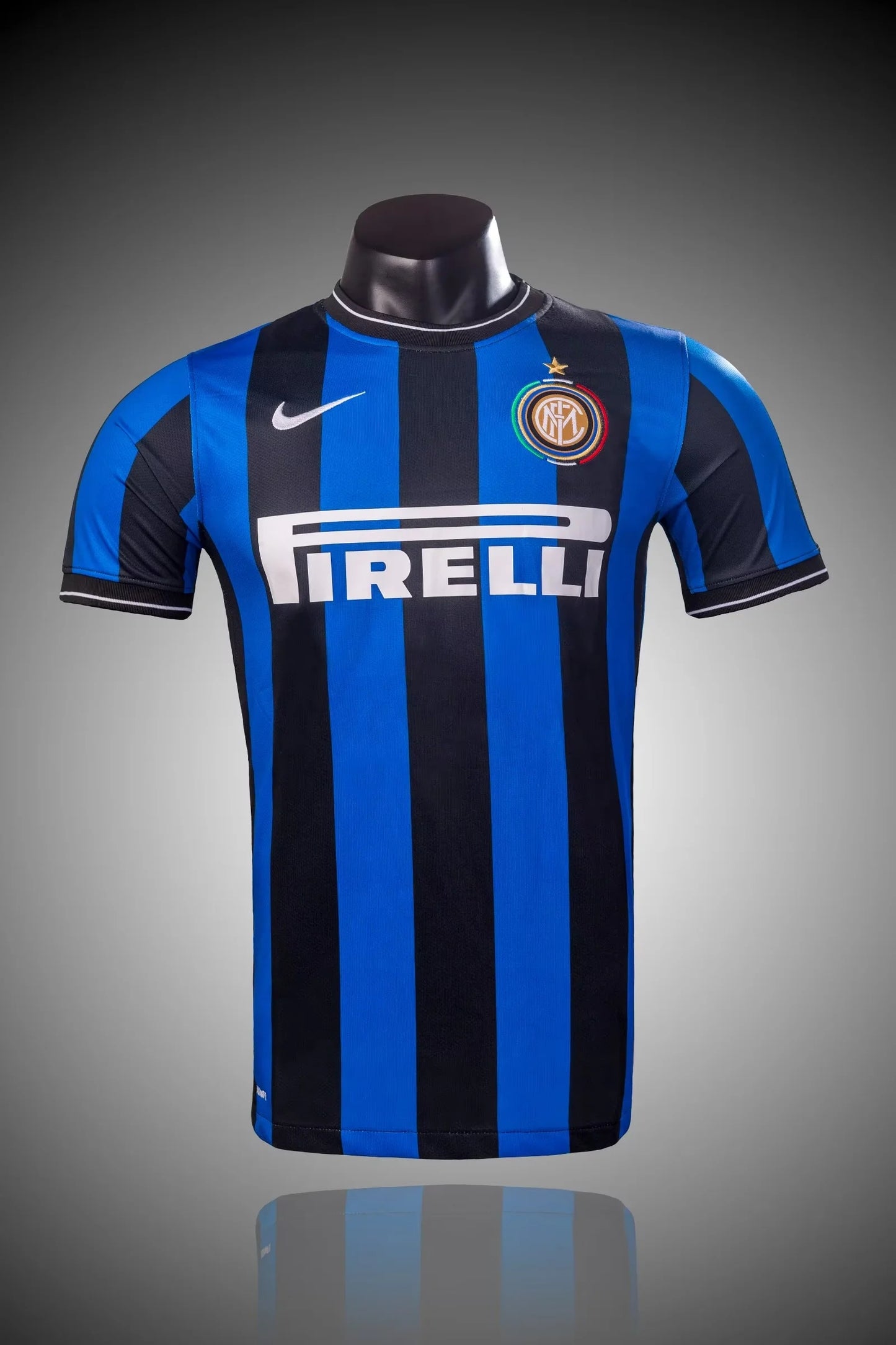 Maglietta in casa Inter 2009/10