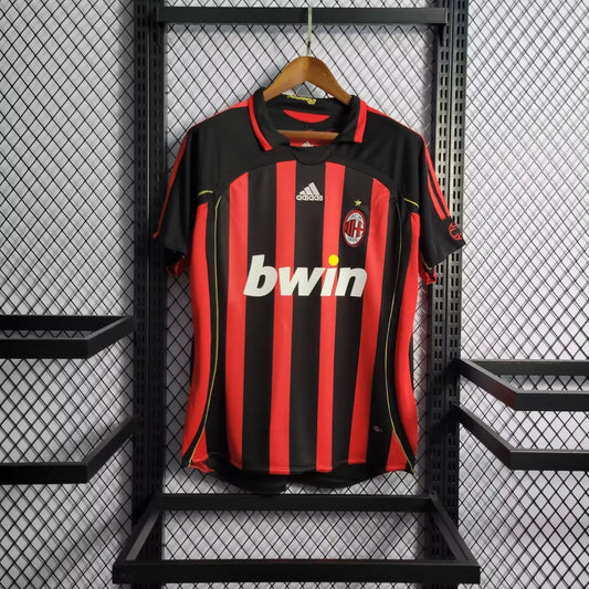 Maglietta in casa Milan 2006/07